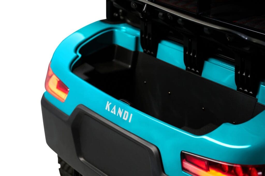 Detail of turquoise Kandi KS4P Pro electric golf cart components